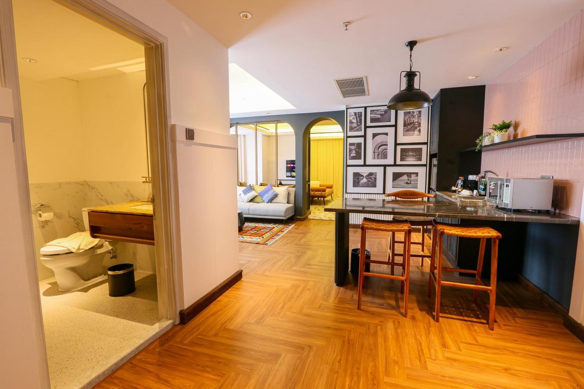 Java Paragon Hotel & Residences Surabaya Eksteriør billede